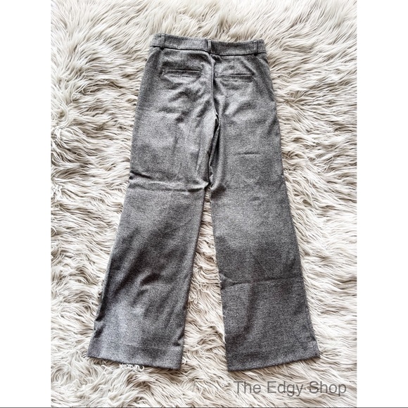 Banana Republic | Pintuck Wide-Leg Dress Pants - Picture 4 of 7